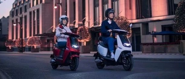 谁家营销这么牛？人民日报点赞发文，客户端两度专栏