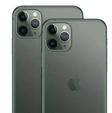 装上“浴霸”的 iPhone，被吐槽惨了！